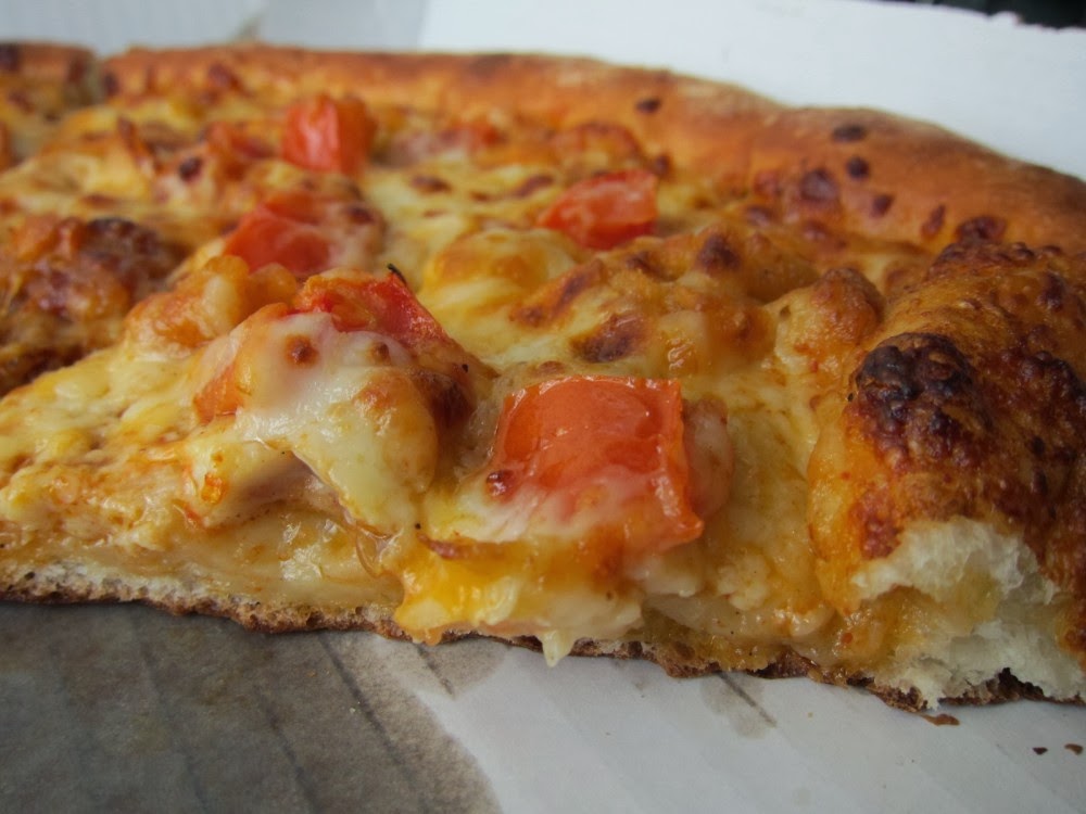 Review Papa John's Chipotle Chicken & Bacon Pizza