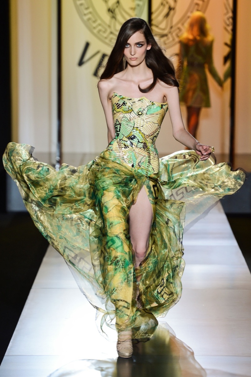 Atelier Versace Haute Couture Fall 2012 | ILVANAAD