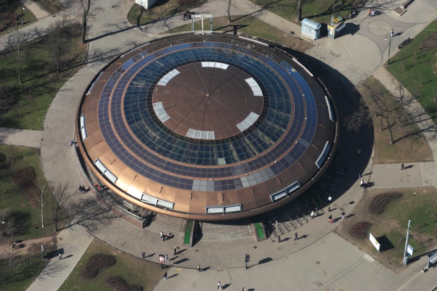 Горьковская станция метро санкт петербург