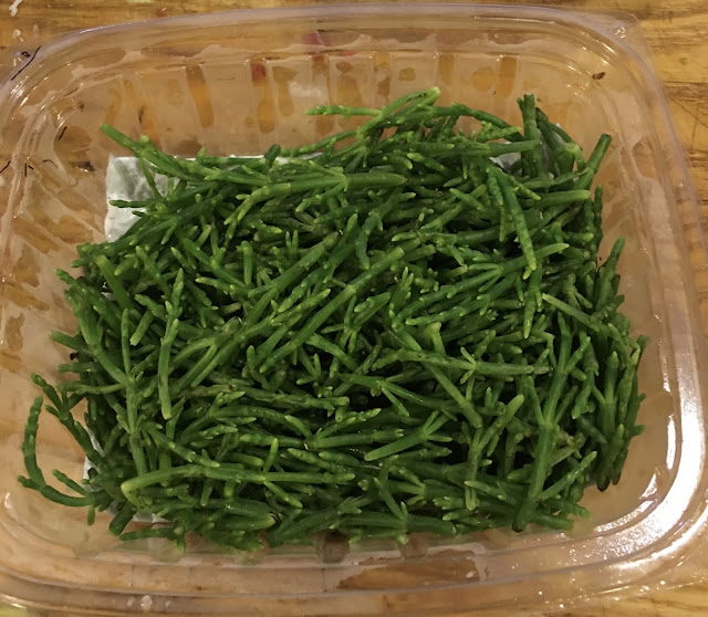 GREAT EATS HAWAII AHI POKE WITH CRAB AND SHRIMP SALAD