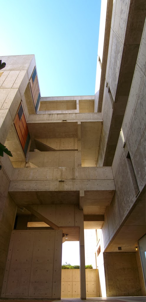 The Tranquility of Louis Kahn's Salk Institute