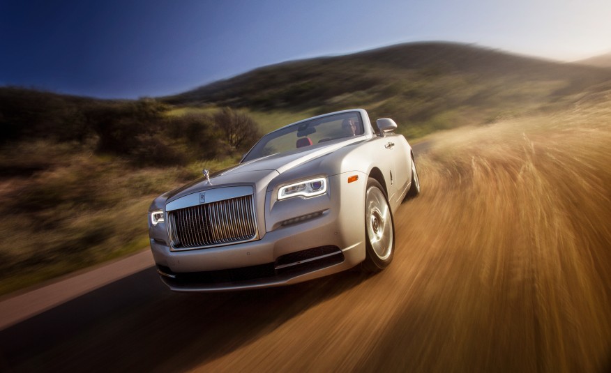 Rolls Royce Dawn 2016 là bước thay đổi khá ngoạn mục của RR