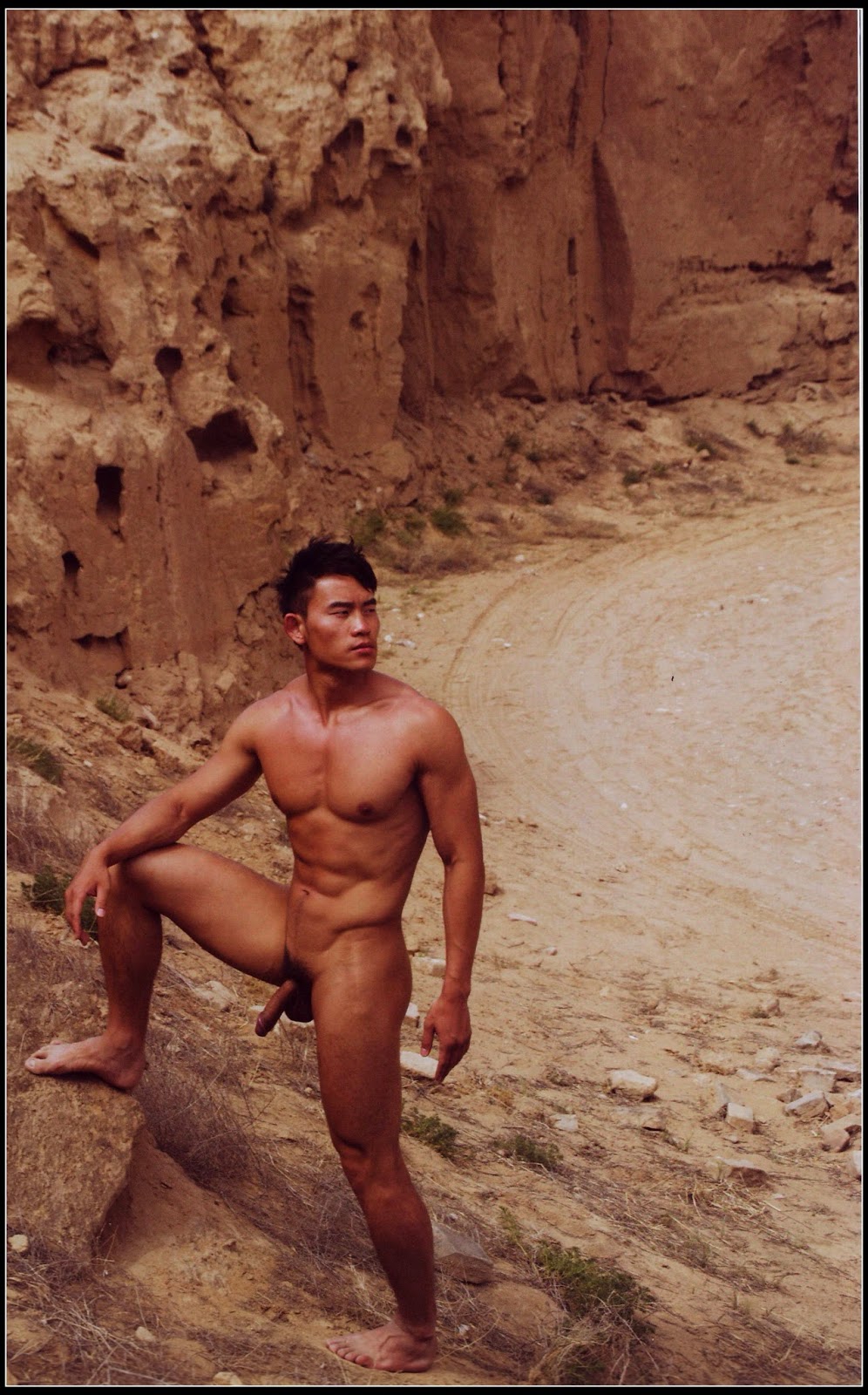China naked men