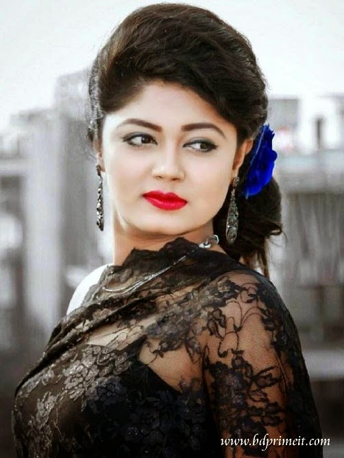 Model Actress Mousumi Hamid Biography And Photo Pictures