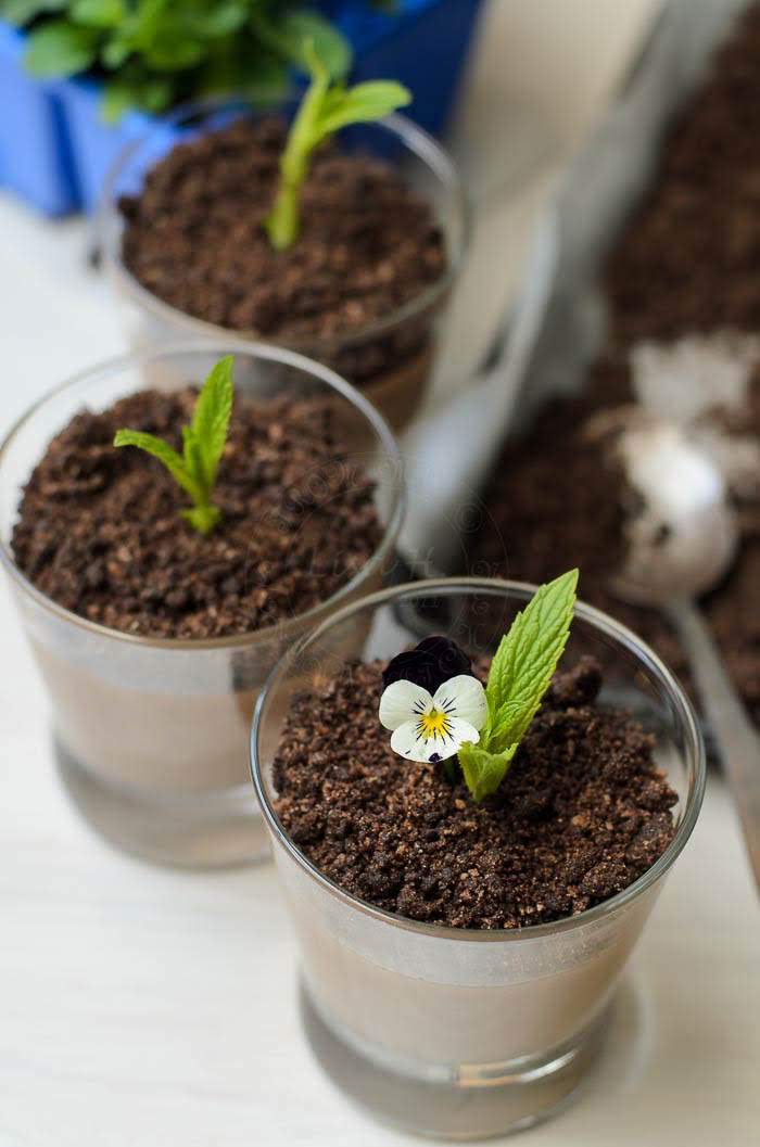 Chocolate Mousse with Chocolate dirt dessert in glass recipe Chocolate Mousse with Chocolate dirt dessert in glass