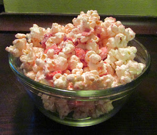 Strawberries and Cream Popcorn    from Cooking with Carlee