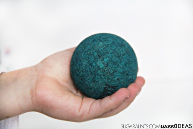Spherical and cylindrical grasp development with KORXX cork building blocks