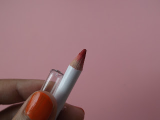 review FACE2FACE XOXO SERIES ROSEWOOD LIP LINER