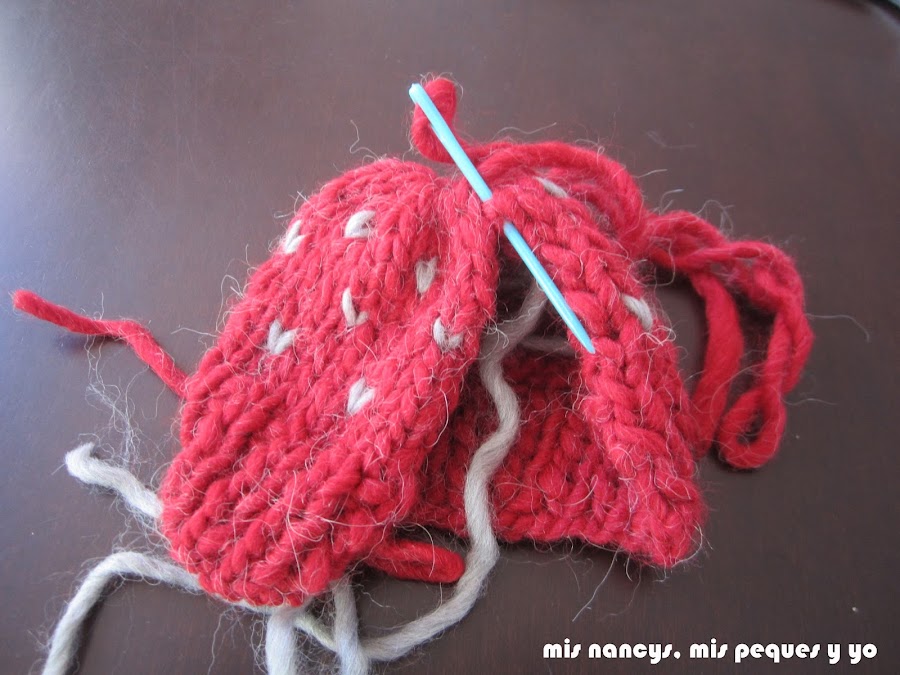 mis nancys, mis peques y yo, tutorial gorros de lana nancy, coser lateral gorro