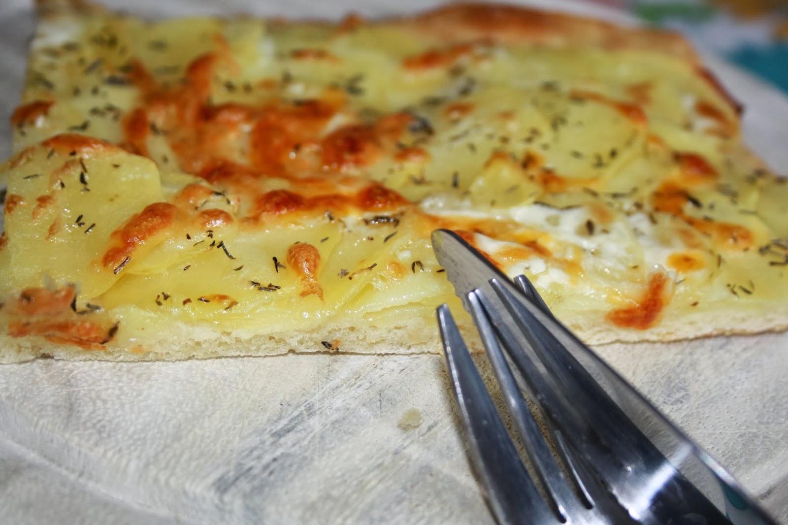 Sobre Dulce y Salado: pizza con patatas / Kartoffelpizza