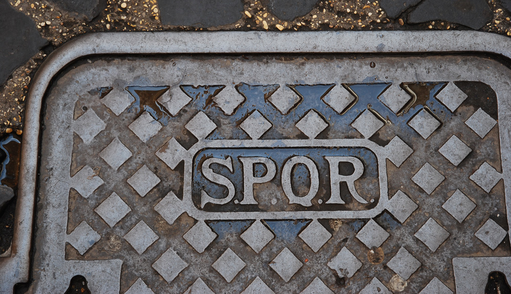 Footloose with Diana: Trajan's Column, SPQR, St. Peter's and the Castel ...