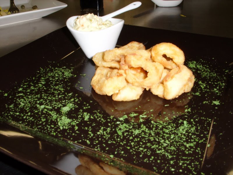 Diário de Dois Chefes de Cozinha LULA EMPANADA COM CREME TÁRTARO