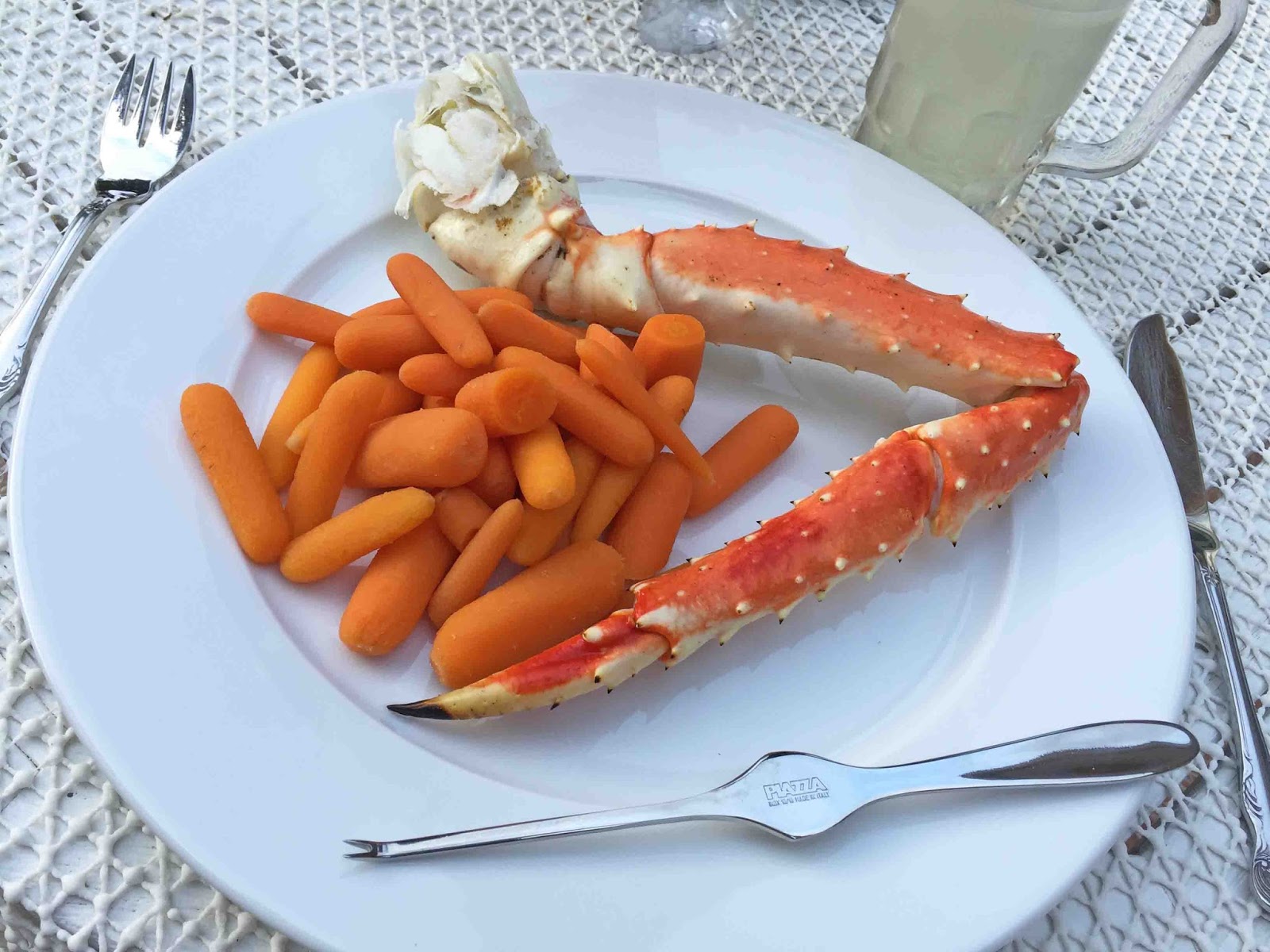 MARIETTE'S BACK TO BASICS {King Crab Legs from Costco}
