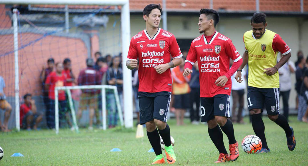 who wears nike hypervenom phantom 3