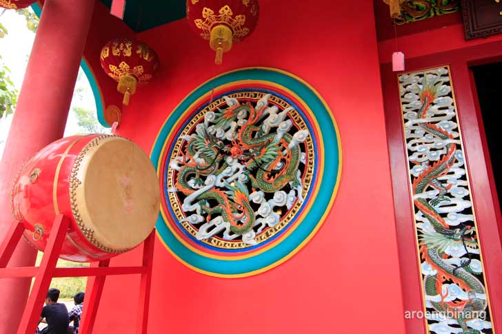 kelenteng kong miao tmii jakarta