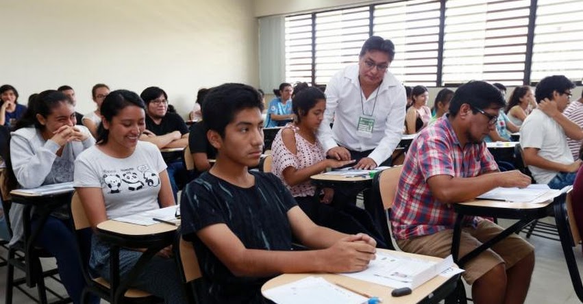 SUNEDU: Lista de Universidades Licenciadas y Denegadas (Noviembre 2019) www.sunedu.gob.pe SUNEDU: Lista de Universidades Licenciadas y Denegadas (Noviembre 2019) www.sunedu.gob.pe