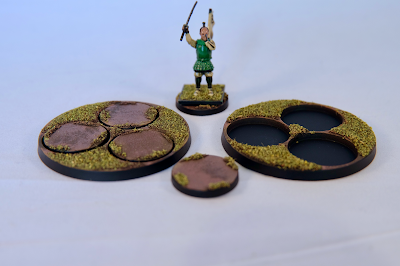 Round peg hammered into square base Round base solution with sergeant for comparison