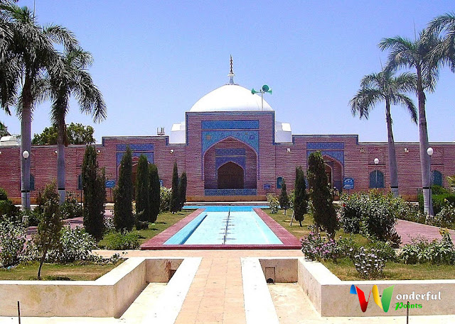 Shah Jahan Masjid - 20 Breathtaking Masjid Of Pakistan You Must See | Wonderful Points