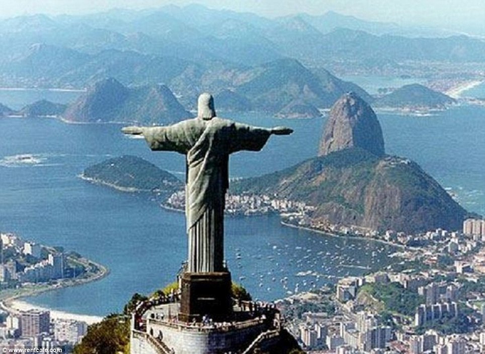 Rio De Janeiro - 8 Then-And-Now Photos Show How Much Famous Cities Have Changed. Rio De Janeiro - 8 Then-And-Now Photos Show How Much Famous Cities Have Changed.