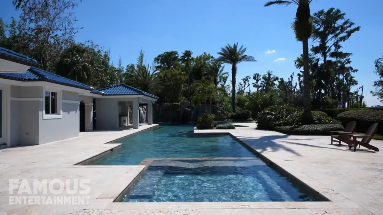 30 Photos vs. Shaquille O’Neal | House Tour 2020 | Mansions in Georgia, Florida & More - Luxury Home & Interior Design Video Tour 30 Photos vs. Shaquille O’Neal | House Tour 2020 | Mansions in Georgia, Florida & More - Luxury Home & Interior Design Video Tour
