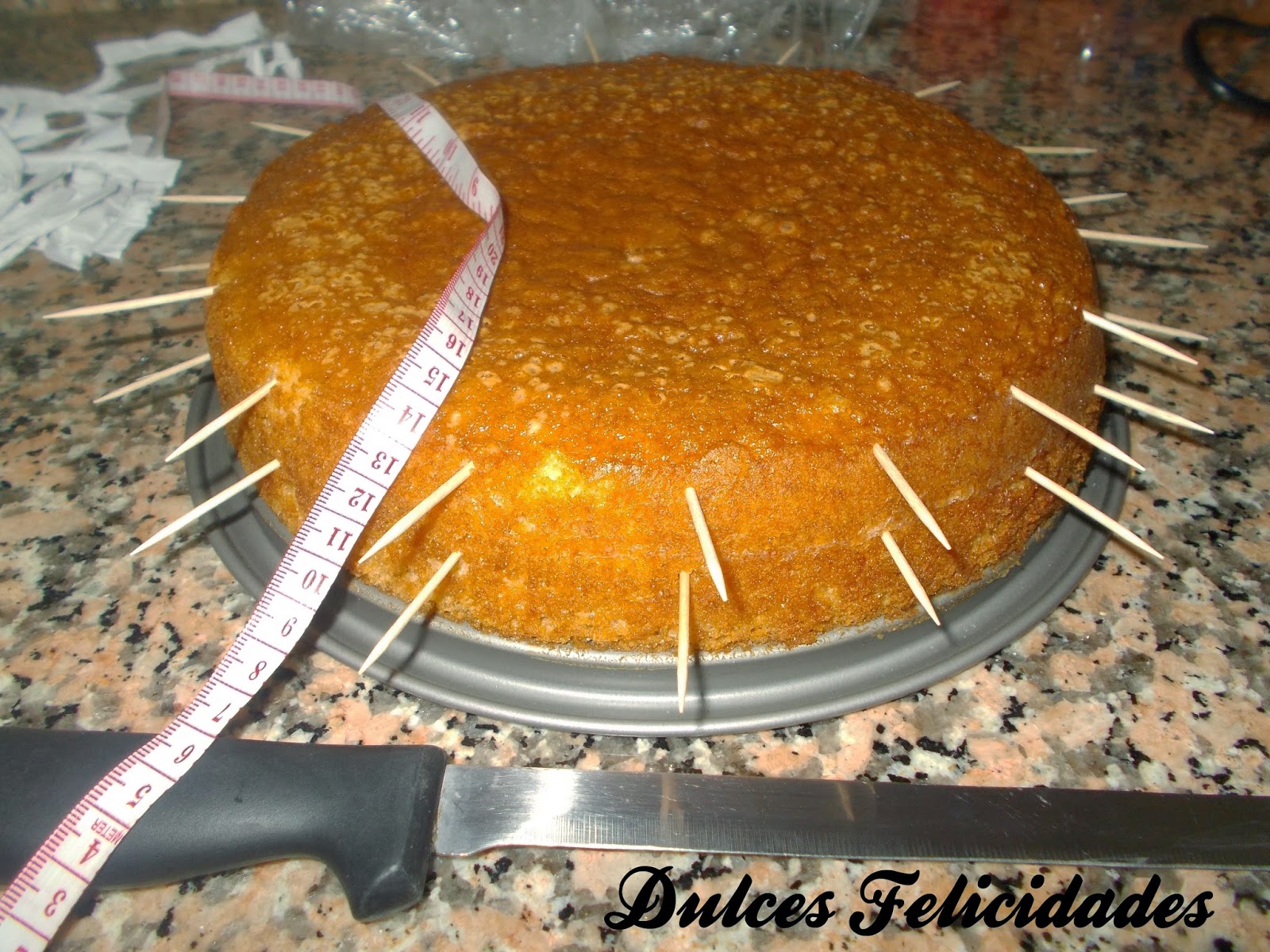 Arriba 96+ imagen como cortar pastel redondo Abzlocal.mx