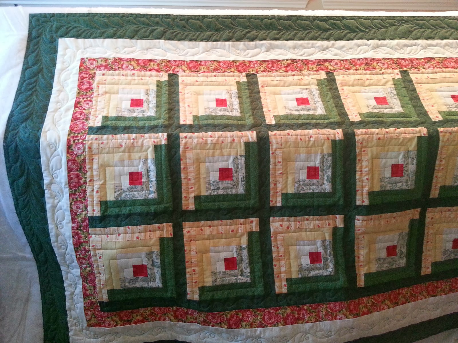 Sweet traditional Log Cabin quilt