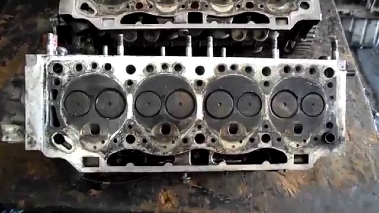 Explain the types of valves in the engine and its function and symptoms of damage MECHANIC CARS