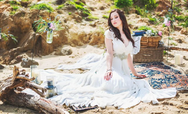 A Sunny Seaside Wedding Photoshoot In Norfolk A Sunny Seaside Wedding Photoshoot In Norfolk