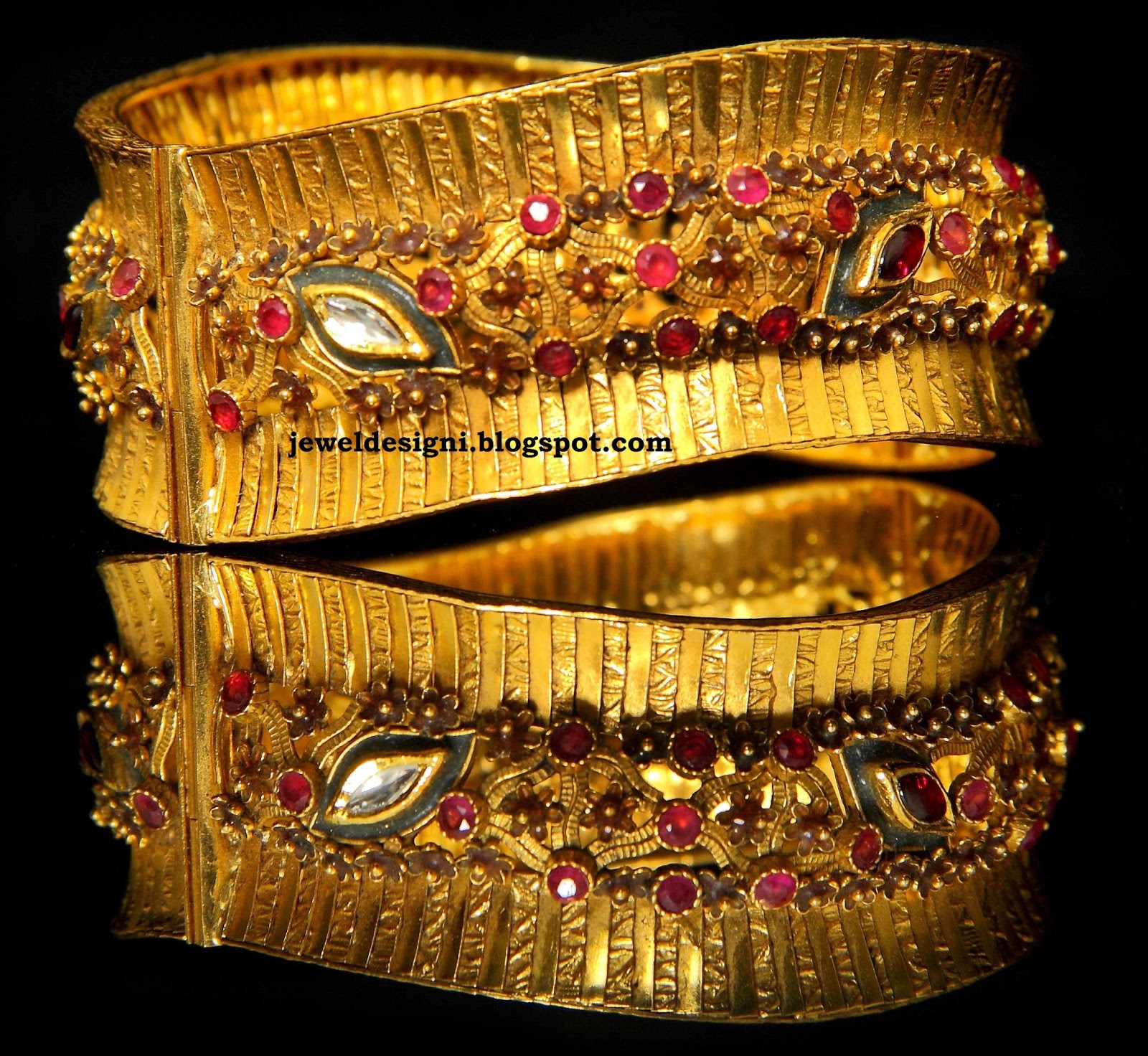 Antique fancy bangles Clearance