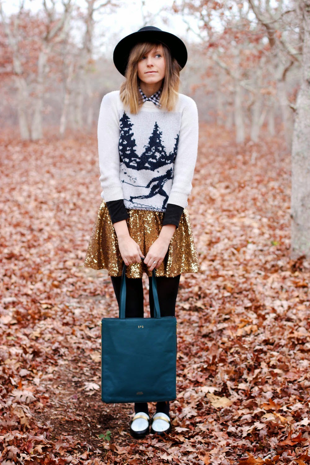 kate spade saturday monogram, zipline tote kate spade, lulu's sequin skirt, skier sweater J.crew, fall outfit photo, nyc blog, nyc vintage blog kate spade saturday monogram, zipline tote kate spade, lulu's sequin skirt, skier sweater J.crew, fall outfit photo, nyc blog, nyc vintage blog