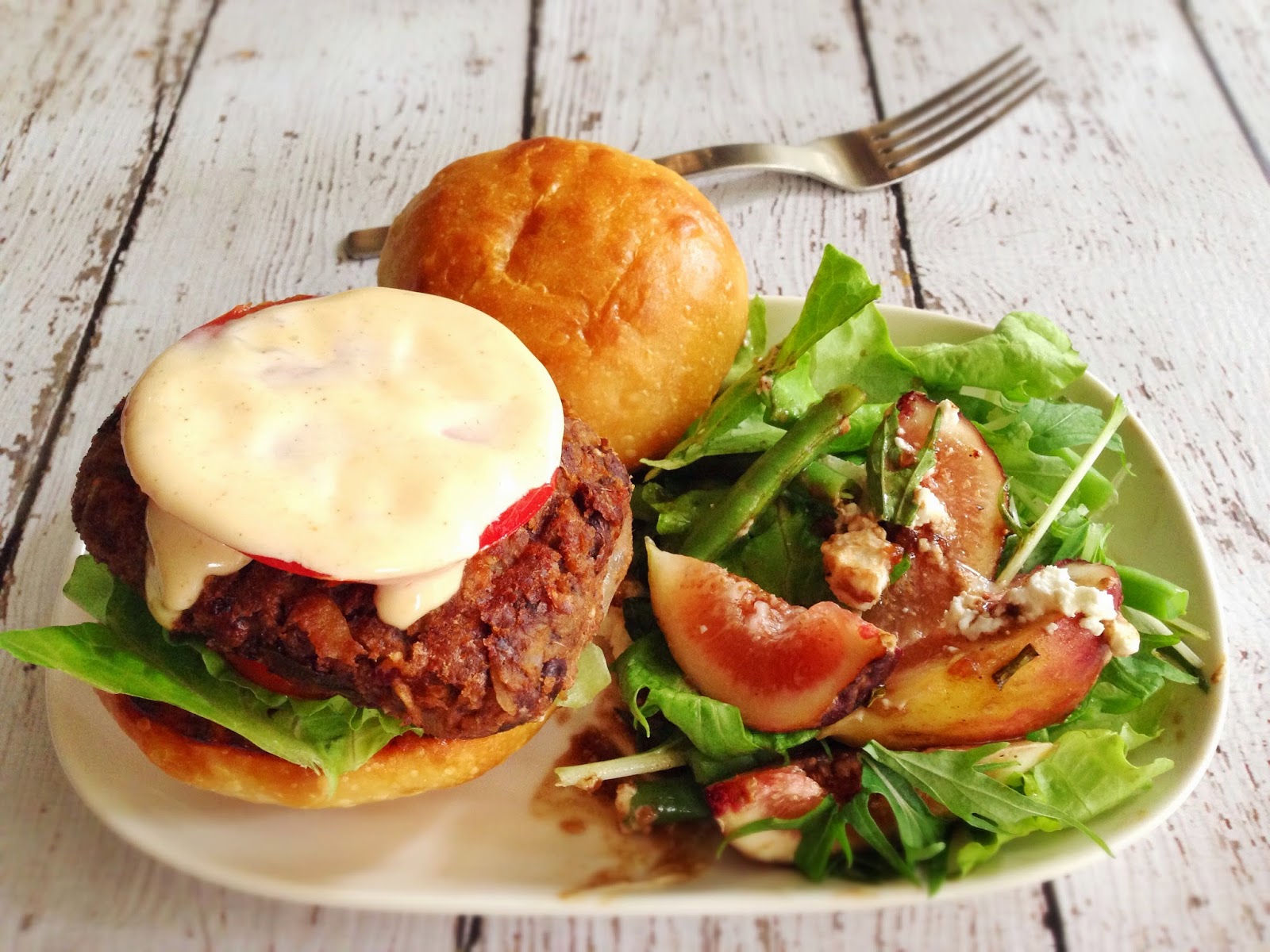 The Humble Hostess 紅腰豆漢堡 Red Kidney Bean Burgers