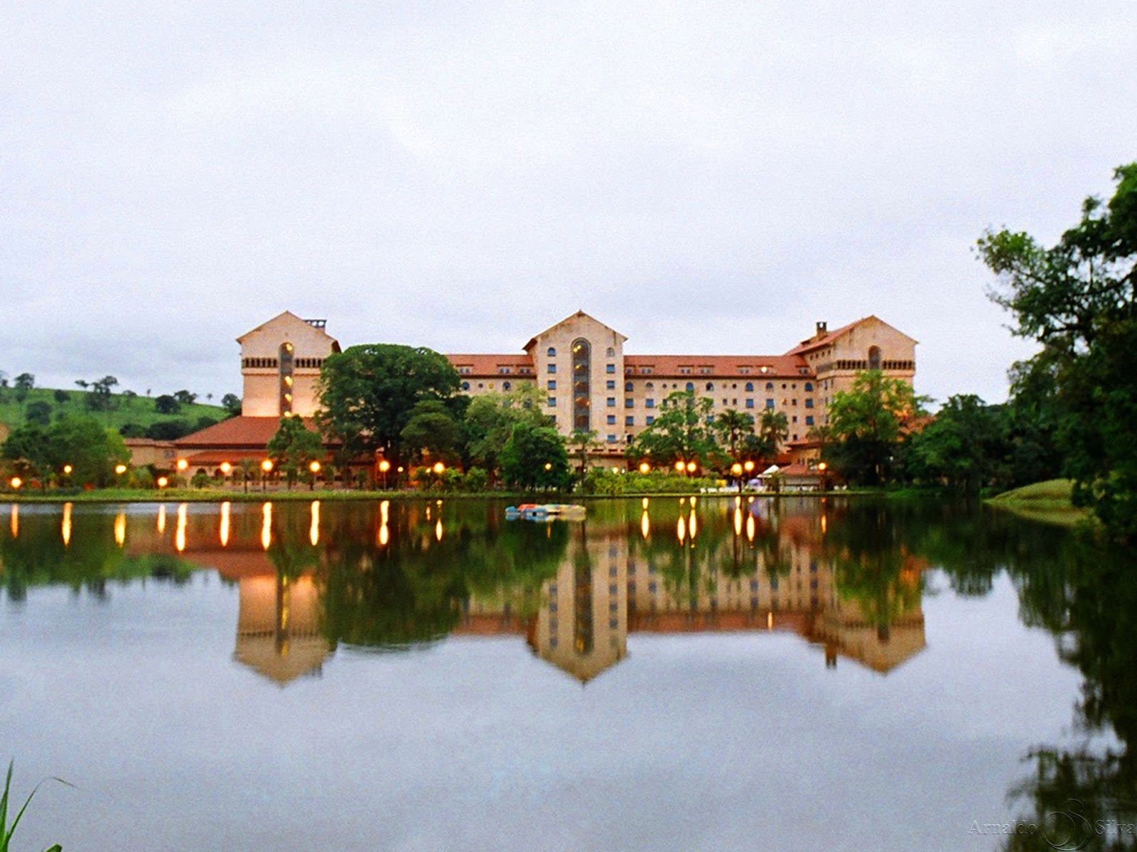 Parque das Águas de Araxá/MG Conheça Minas Parque das Águas de Araxá/MG Conheça Minas