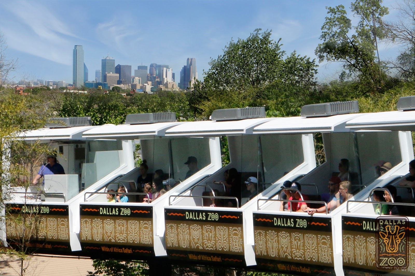 Visit the Dallas Zoo! DallasZooBlogs Dallas Mom Blog and Fort Worth