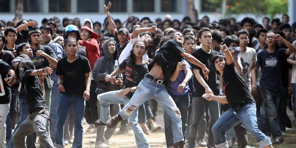 Faktor Penyebab Konflik - Khusus: Sosial Budaya