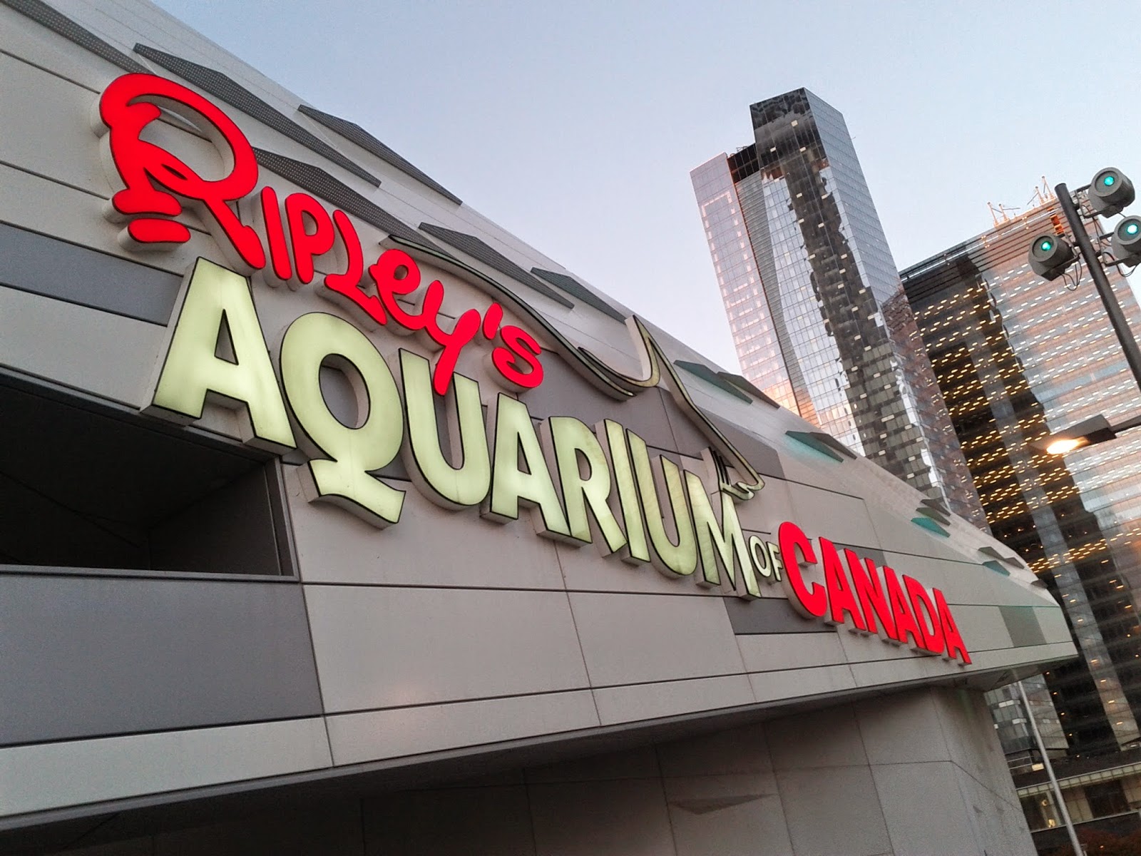 Toronto things Ripley's Aquarium of Canada Sign