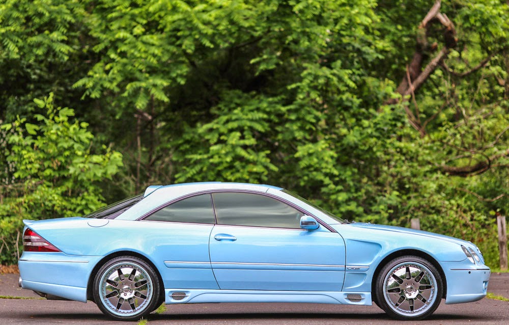 Mercedes Benz CL 215 stance