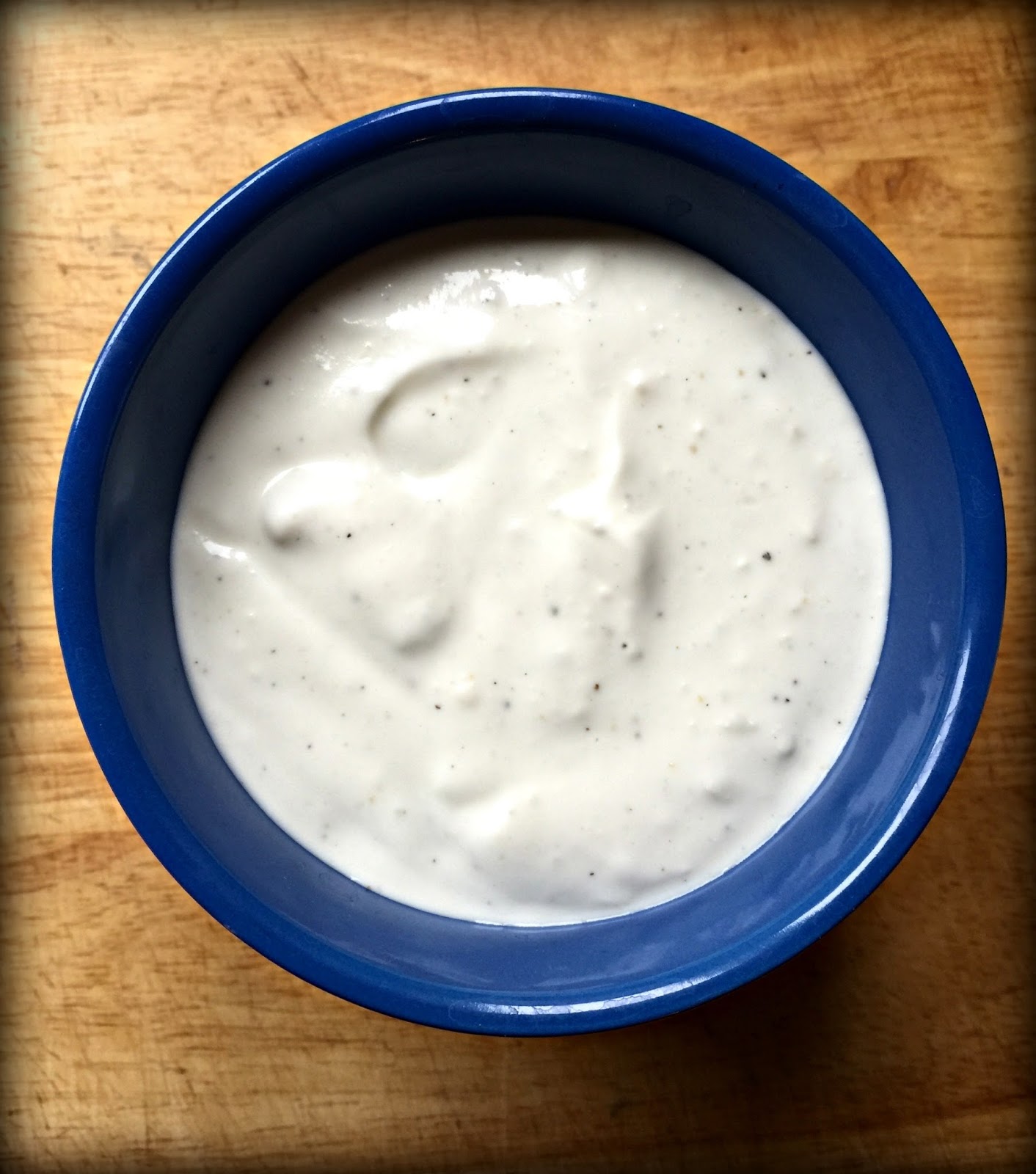 HiLine Healthy Buffalo Chicken Bite Skewers with Blue Cheese Yogurt Dip