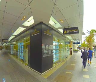 Crown Realty International Store Surfers Paradise