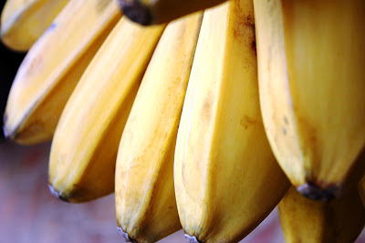  pokoknya pisang dimasak apa aja jadi enak PRIA DAN WANITA DOYAN MAKAN PISANG