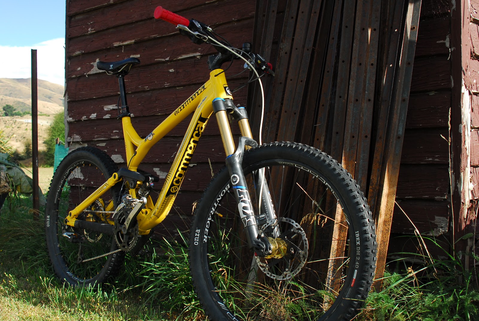 black-peak-enterprises-2012-commencal-meta-sx