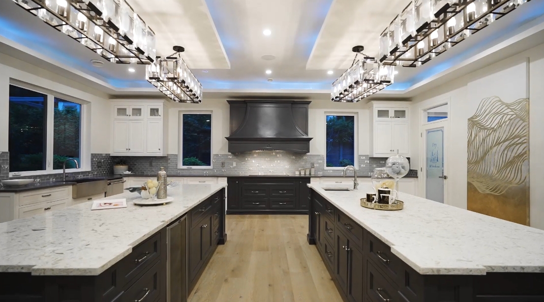 58 Interior Design Photos vs. 13988 34 Ave, Surrey, BC Luxury Mansion Tour