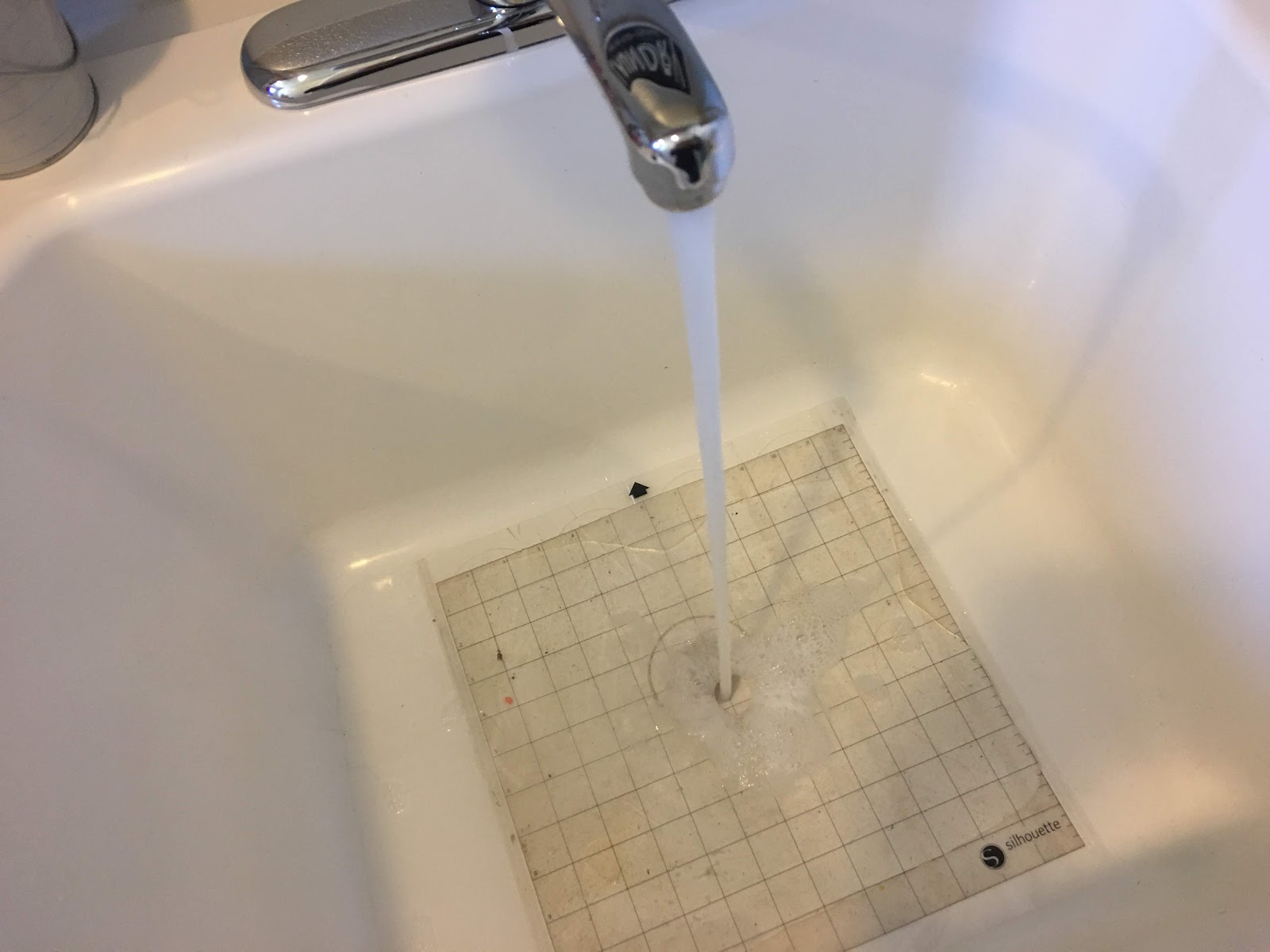 AlbaChem Cutting Mat Adhesive Spray Review How to ReStick a