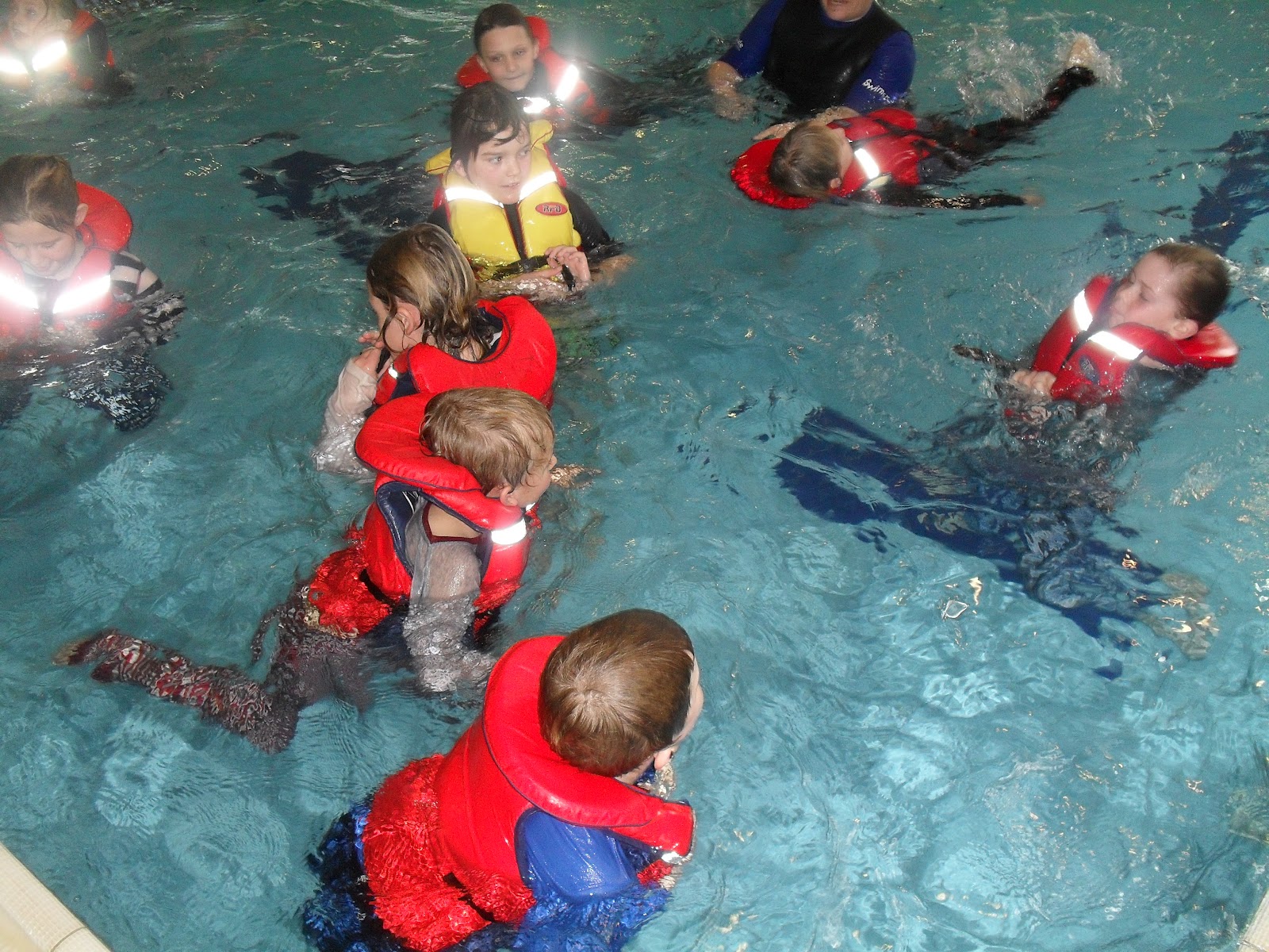 sumner community pool