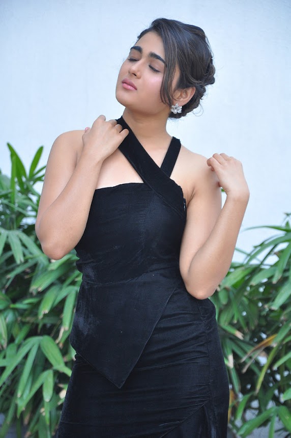 Shalini Pandey at 118 movie Success Meet