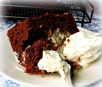 Blue Ribbon Gingerbread