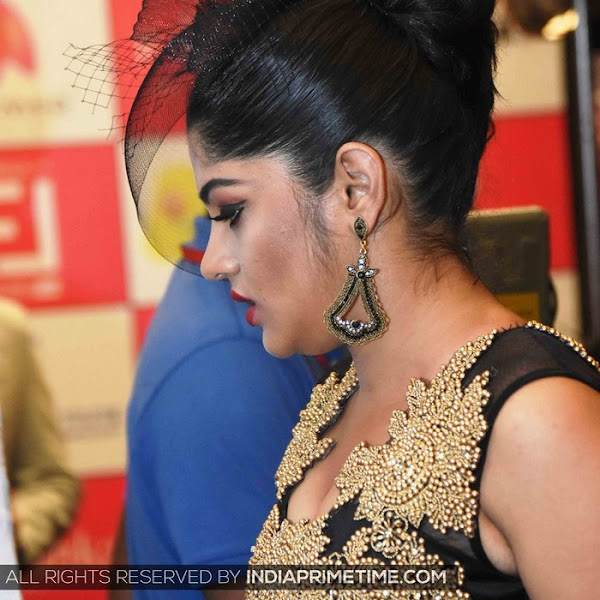 Aparna Balamurali latest photos from Kerala Fashion League 2016 Season 4