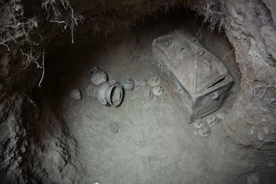 H ανακάλυψη του ασύλητου μινωικού τάφου στην Ιεράπετρα και η σημασία του