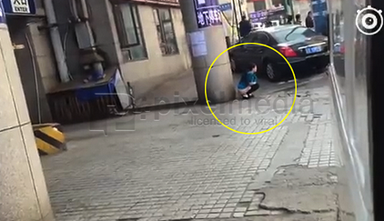 '' 5 GAMBAR '' WANITA PENGOTOR. Yang Sanggup Berak Tepi Jalan.... | CER