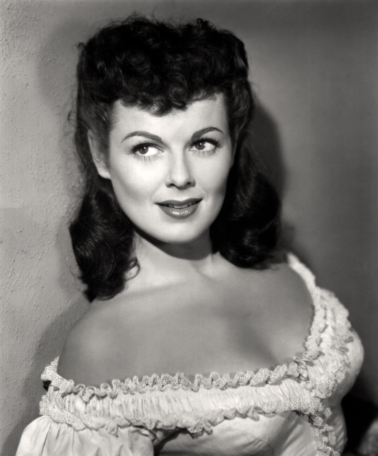 Barbara Hale, Virginia OBrien, Jana Robbins...and MORE image picture