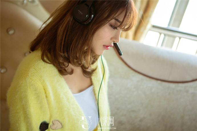 Bộ ảnh một ngày làm việc của một Hot Streamer xinh đẹp Bộ ảnh một ngày làm việc của một Hot Streamer xinh đẹp